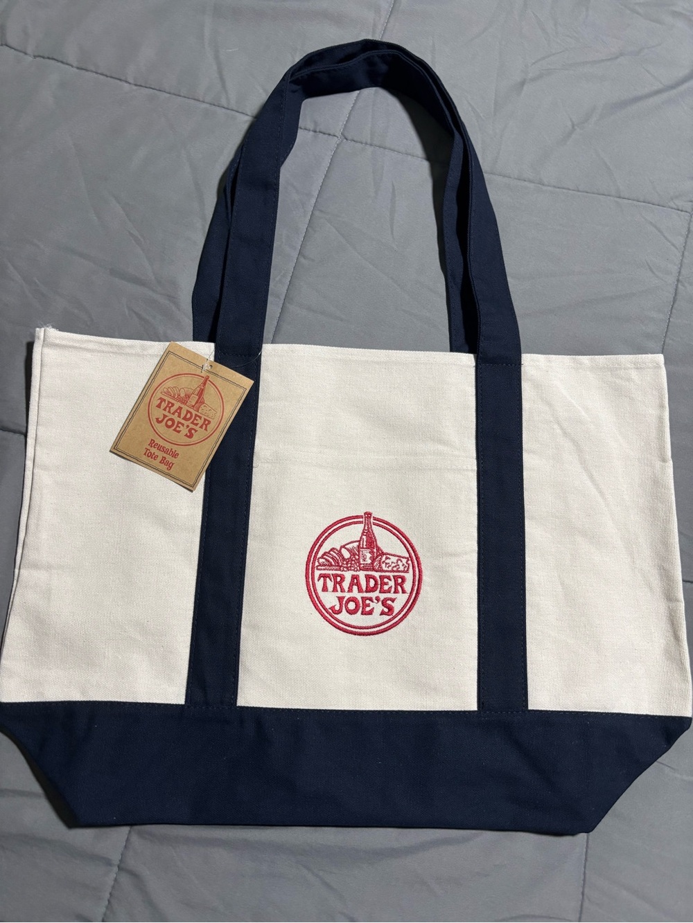 🔥Trader Joe's Large Canvas Tote Bag in White and Navy with Red Logo - NEW🔥